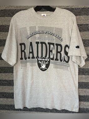 Vintage 90’s Bulletin Oakland LA Raiders NFL Grey Single Stitch T-Shirt Medium
